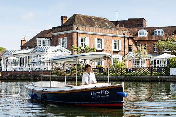 Electric boat servicing throughout the Thames Valley